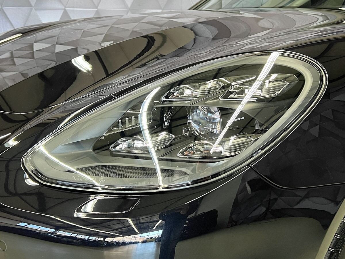 Porsche Panamera Liftback 4,0 l 310 kw