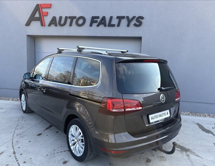 Volkswagen Sharan Kombi 2,0 l 110 kw