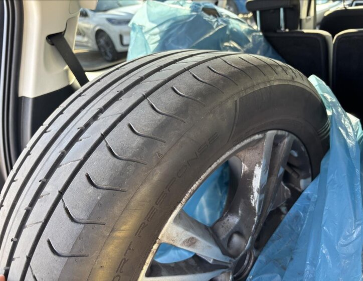 Ford Galaxy Kombi 2,0 l 140 kw