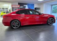 Alfa Romeo Giulia 4