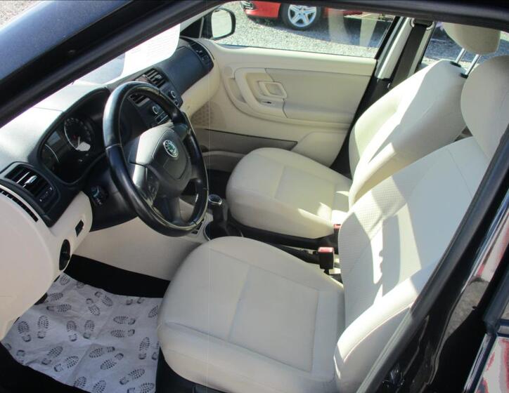 Škoda Fabia 13