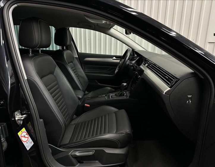 Volkswagen Passat 40