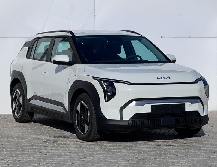KIA EV3 10
