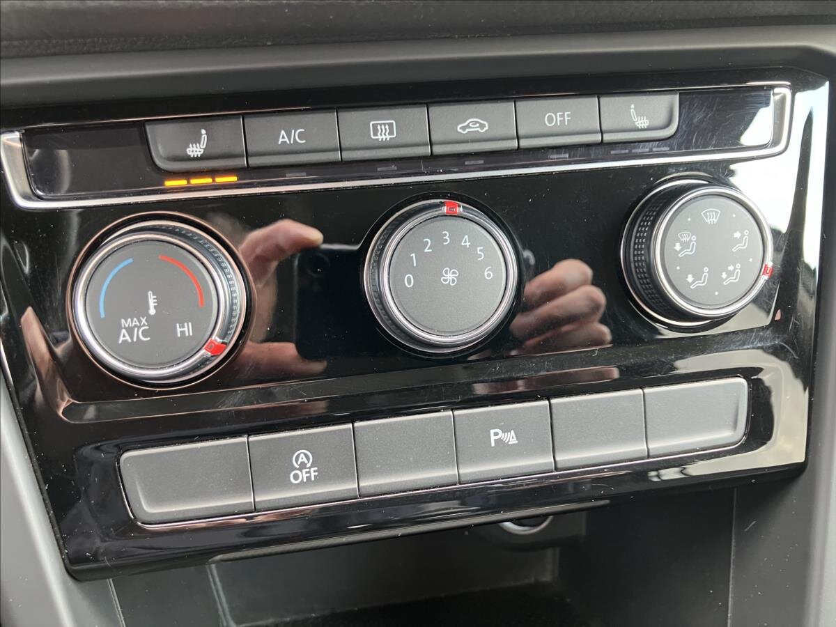 Volkswagen Touran MPV 2,0 l 90 kw
