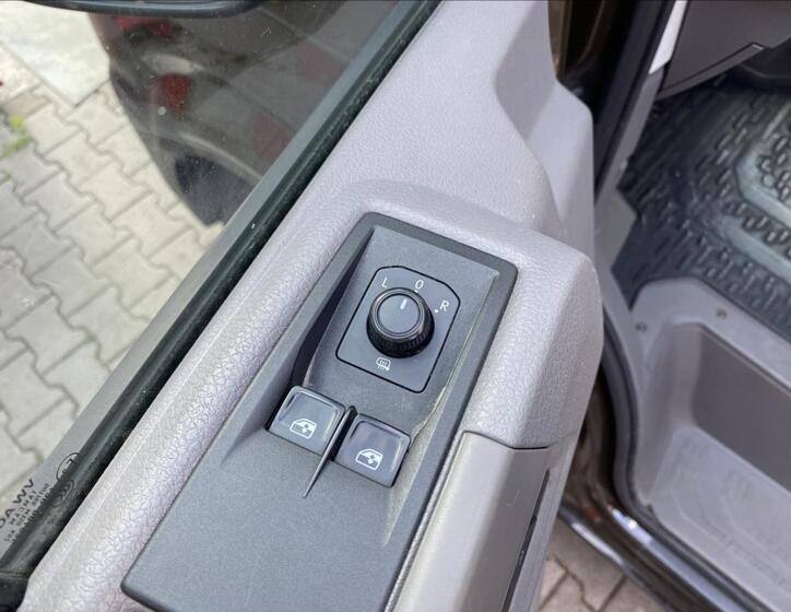 Volkswagen Crafter 23