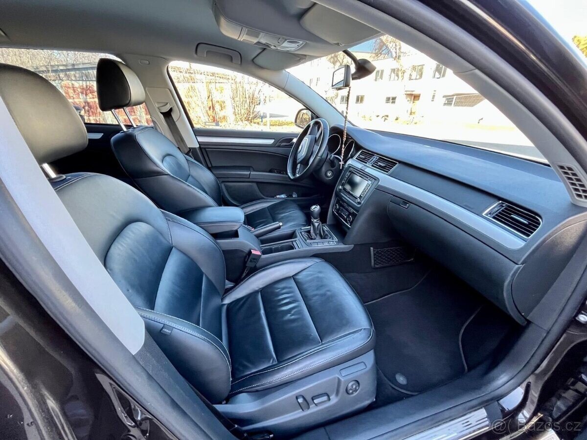 Škoda Superb Kombi 0,0 0