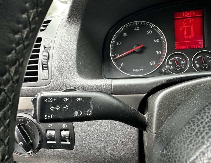 Volkswagen Touran MPV 2,0 l 110 kw