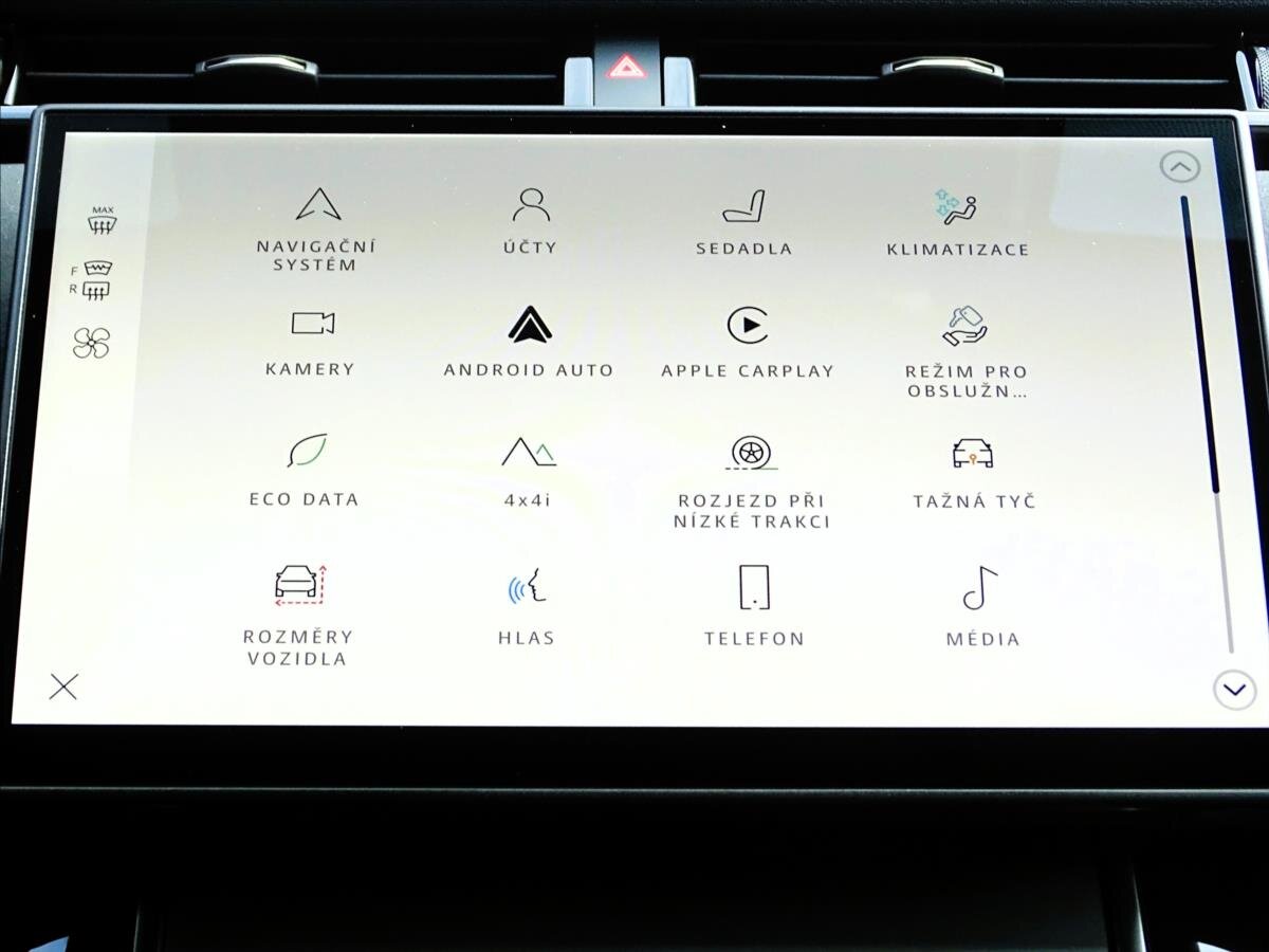 Land Rover Range Rover Velar SUV 2,0 l 150 kw