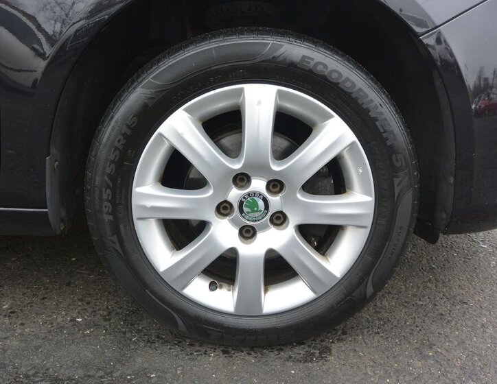 Škoda Roomster Kombi 1,2 l 63 kw