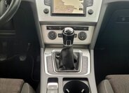 Volkswagen Passat Kombi 1,6 l 88 kw