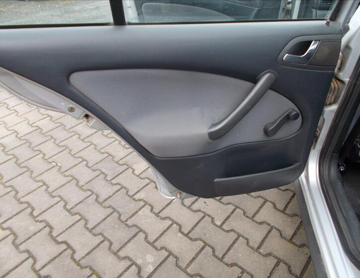 Škoda Octavia Sedan 1,9 l 74 kw