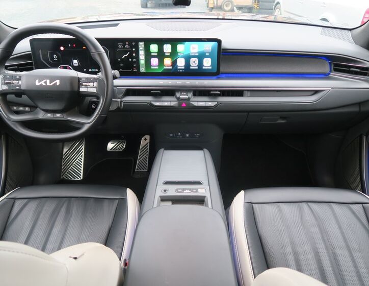 KIA EV9 7