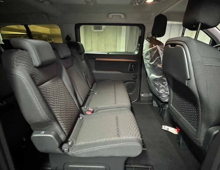 Toyota ProAce Verso 13