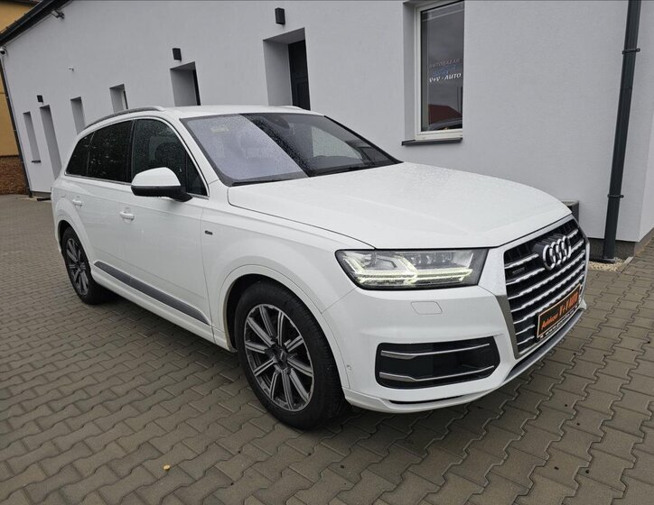 Audi Q7 Kombi 3,0 l 200 kw