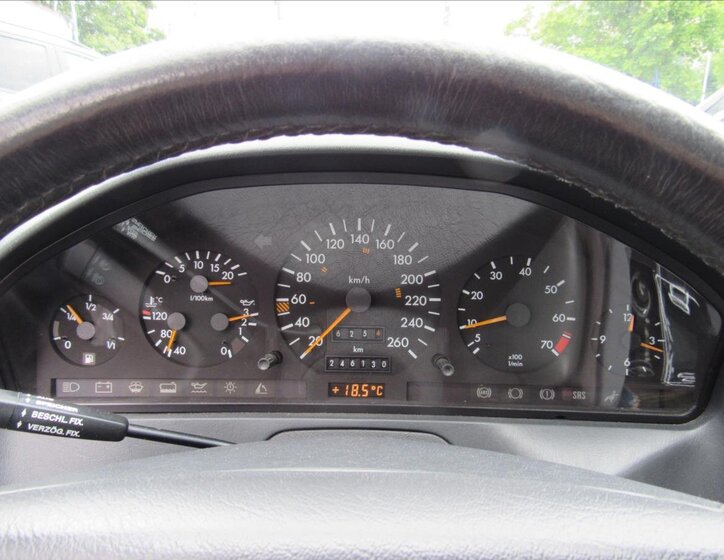 Mercedes-Benz SL Kabriolet 3,2 l 170 kw