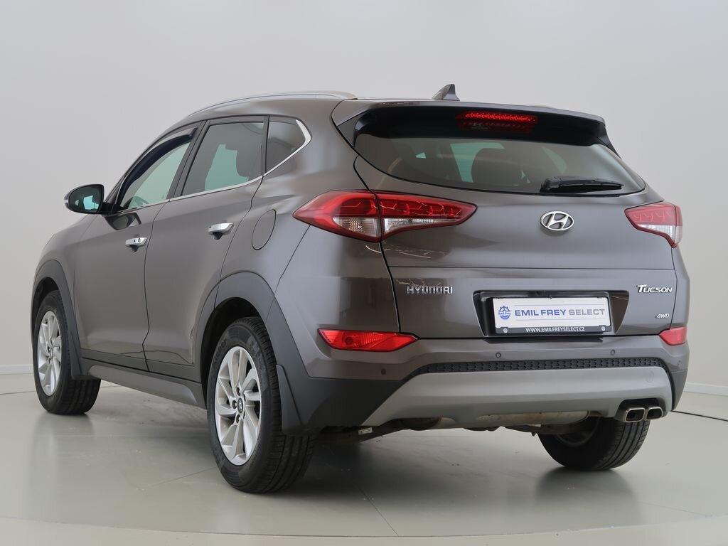 Hyundai Tucson SUV 2,0 l 100 kw