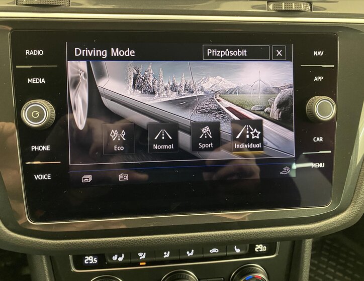 Volkswagen Tiguan 18