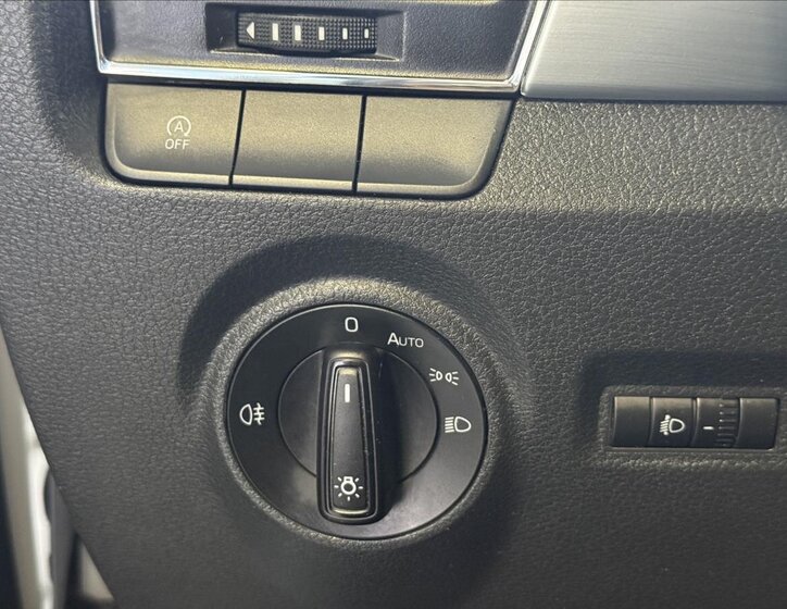 Škoda Fabia Hatchback 999,0 55 kw