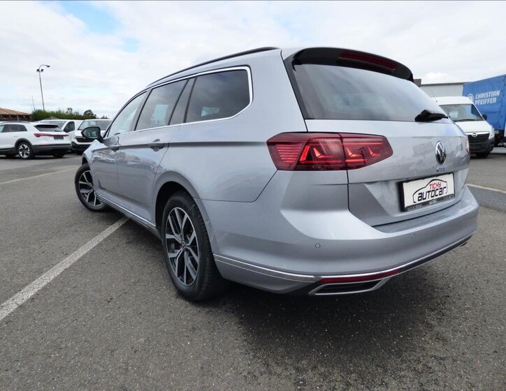 Volkswagen Passat Kombi 1,4 l 115 kw