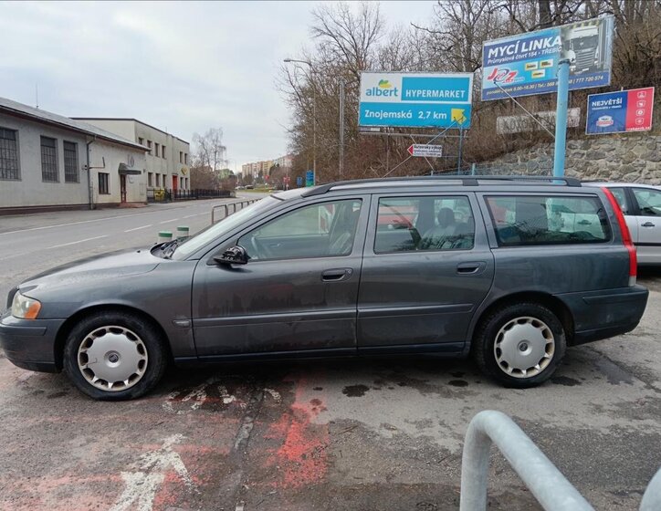 Volvo V70 6