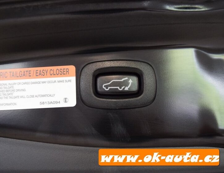 Mitsubishi Outlander SUV 0,0 0