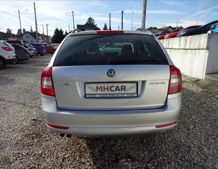 Škoda Octavia Kombi 1,8 l 112 kw