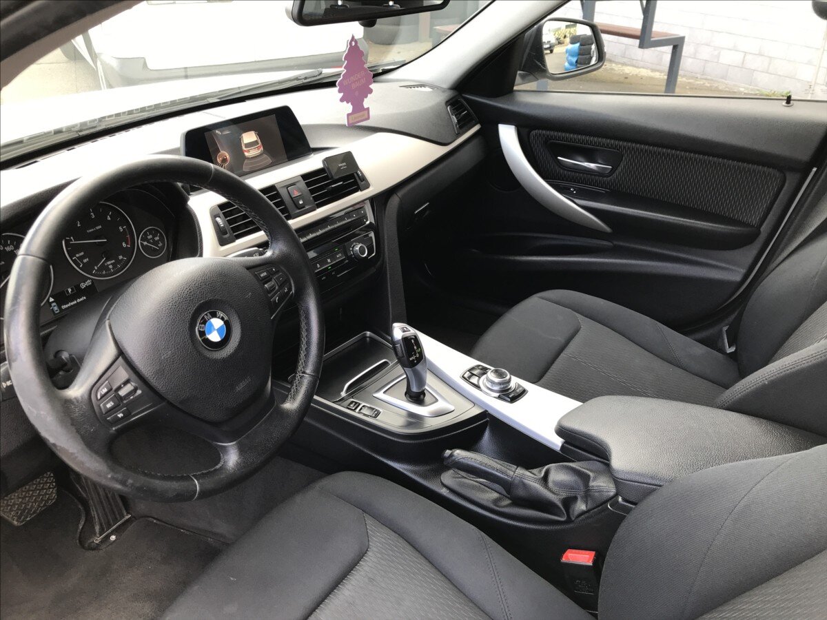 BMW Řada 3 Kombi 2,0 l 110 kw