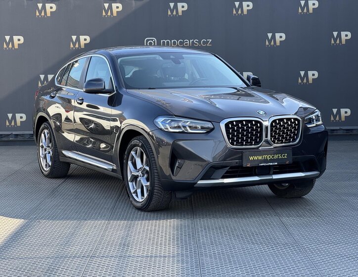 BMW X4 SUV / Terénní 2,0 l 140 kw