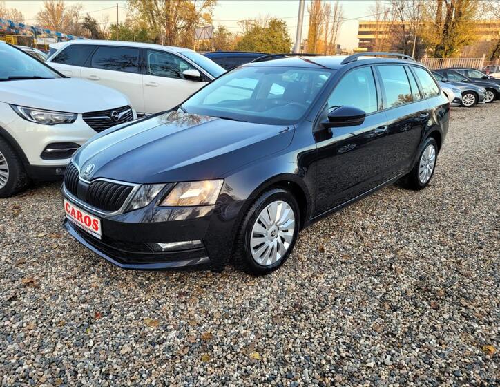 Škoda Octavia 1