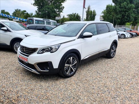 Peugeot 5008 SUV 2,0 l 110 kw
