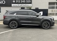KIA Sorento 4