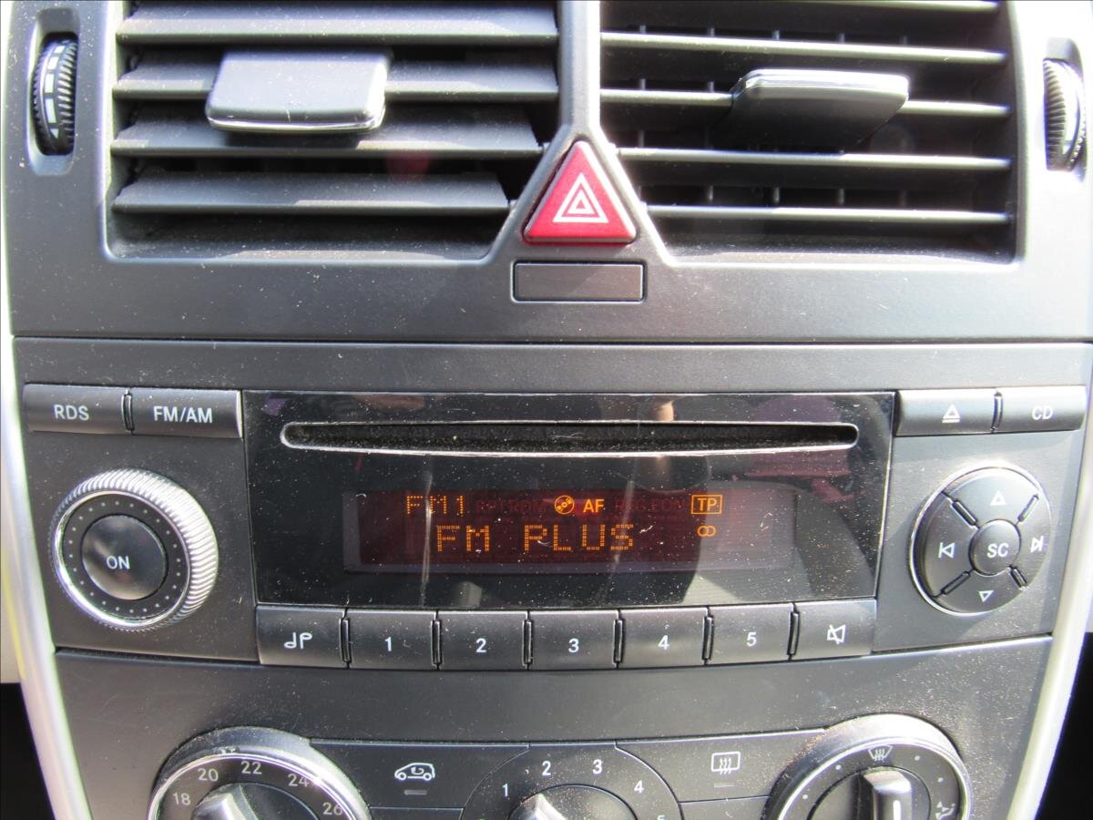 Mercedes-Benz Třídy B Kombi 2,0 l 142 kw