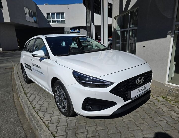 Hyundai i30 Kombi 998,0 73 kw