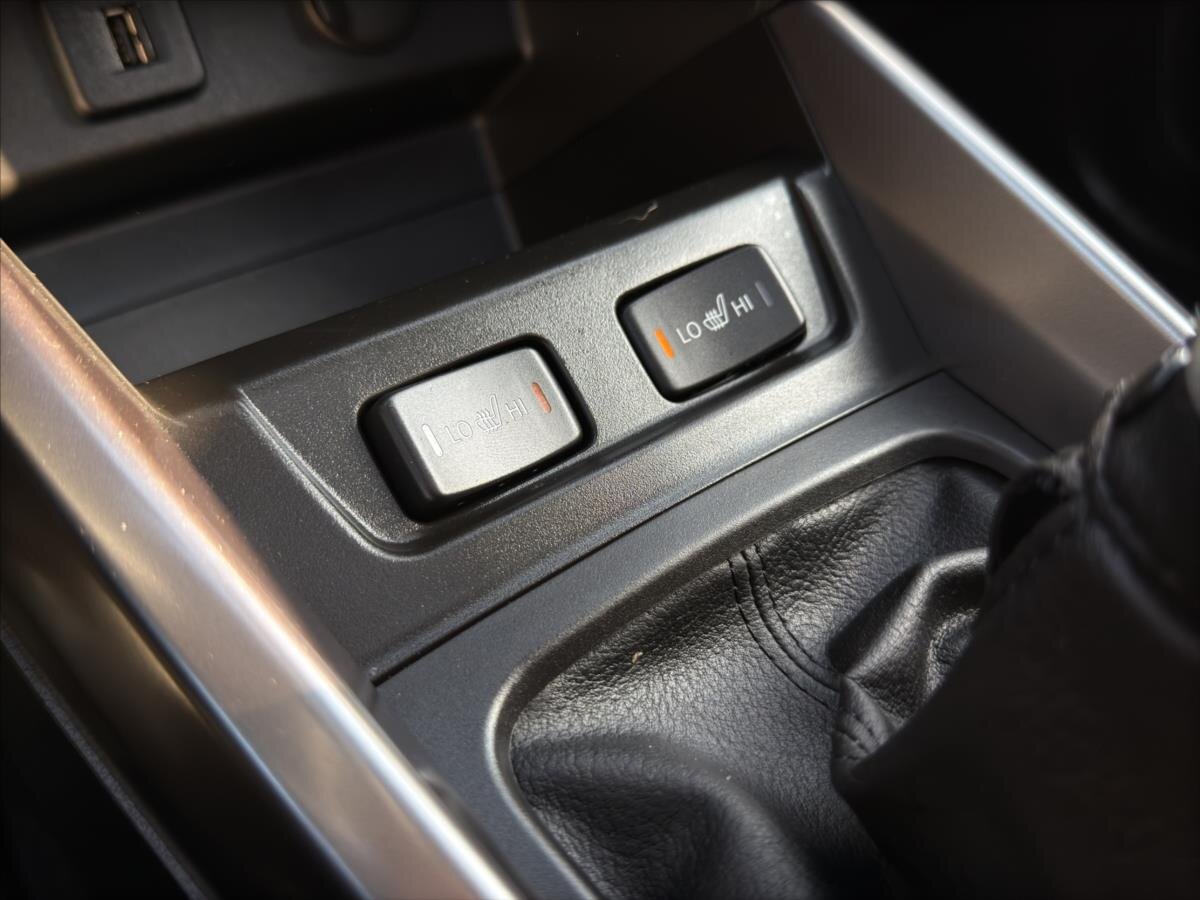 Suzuki Vitara SUV / Terénní 1,4 l 103 kw