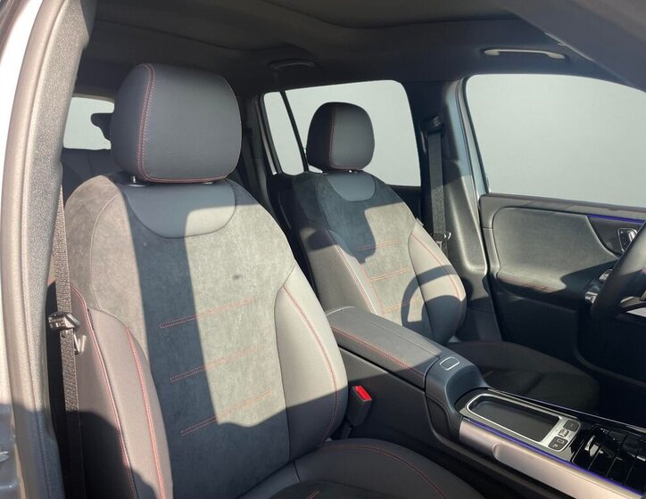 Mercedes-Benz GLB SUV / Terénní 2,0 l 110 kw