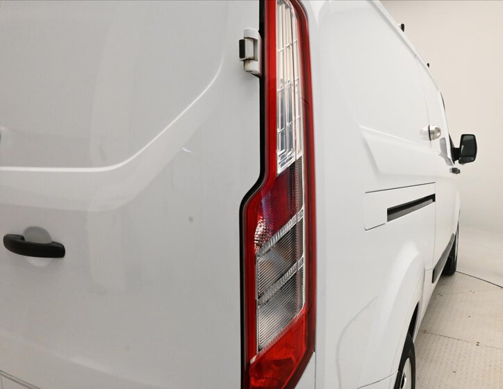 Ford Transit Custom Skříň 2,0 l 96 kw