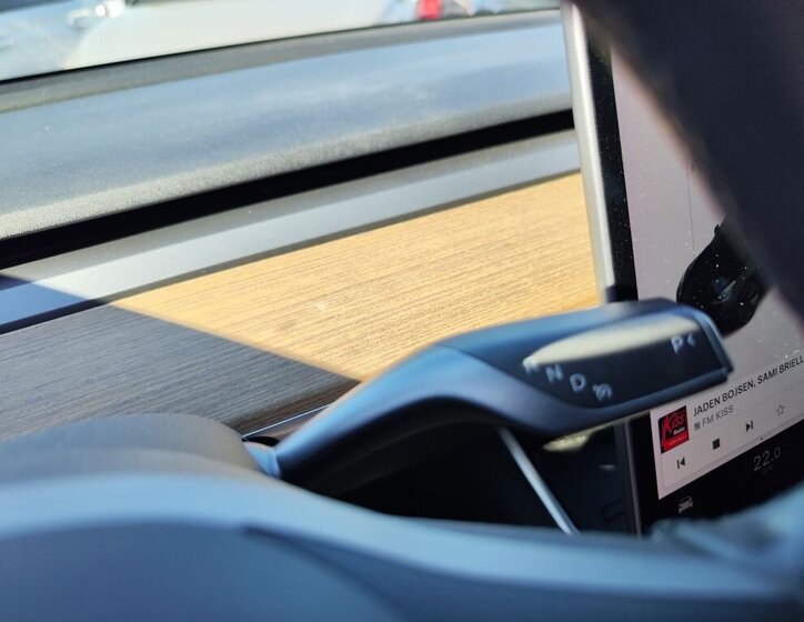 Tesla Model 3 Sedan / Limuzína 0,0 155 kw