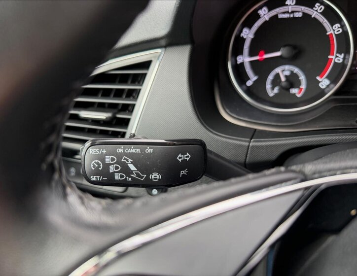 Škoda Fabia Hatchback 999,0 70 kw