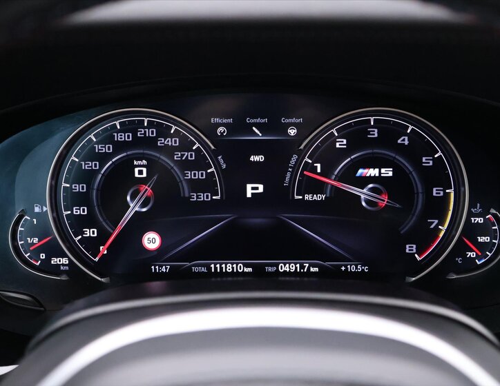 BMW M5 Sedan 4,4 l 441 kw