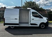 Nissan Interstar 14