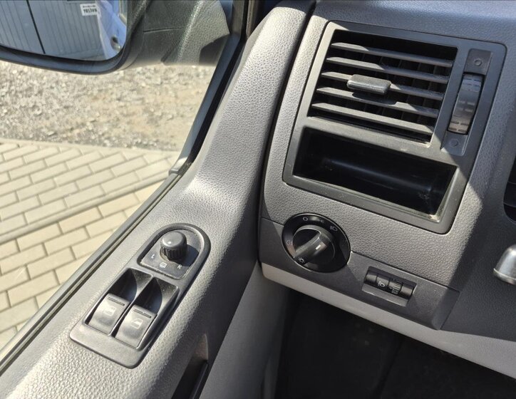 Volkswagen Transporter Ostatní 2,0 l 75 kw