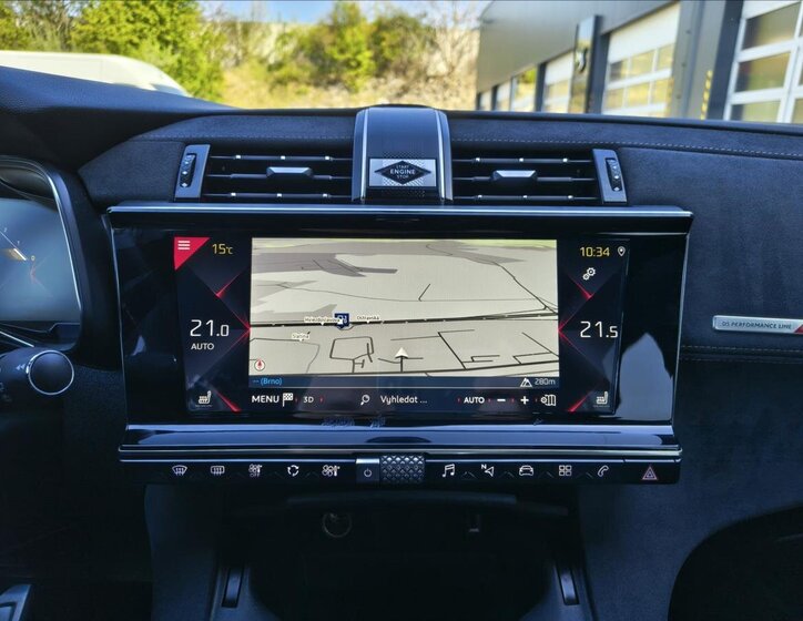 DS Automobiles DS7 Crossback SUV / Terénní 2,0 l 130 kw