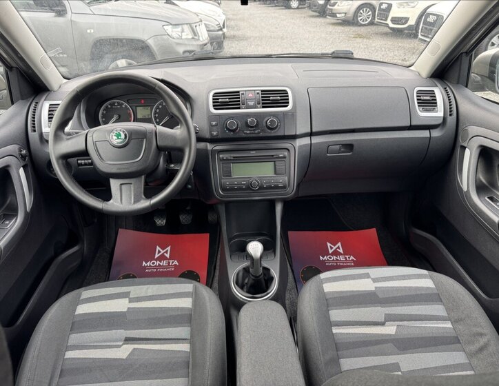 Škoda Fabia 19