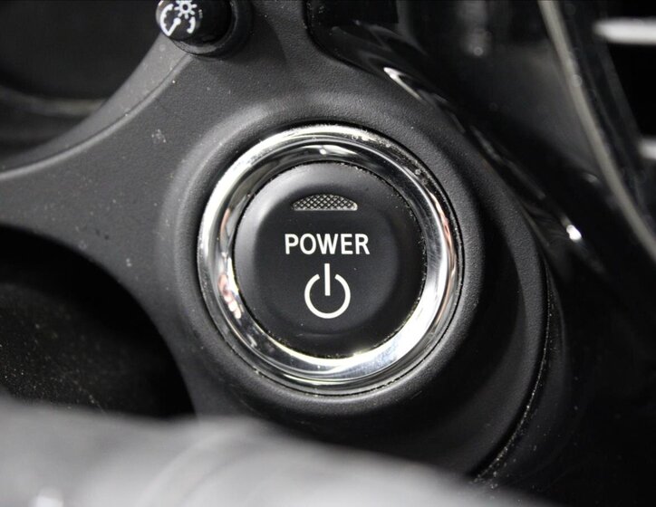 Mitsubishi Outlander SUV / Terénní 2,4 l 99 kw