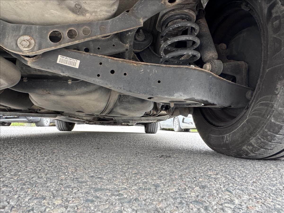 Volkswagen Golf Hatchback 1,6 l 77 kw