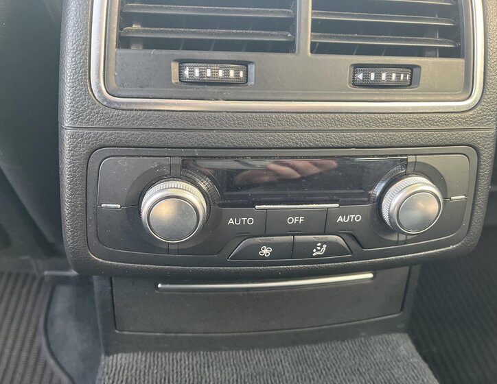 Audi A6 Allroad Kombi 3,0 l 230 kw