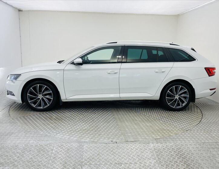 Škoda Superb Kombi 2,0 l 140 kw