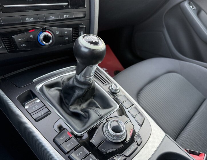 Audi A4 Kombi 2,0 l 88 kw