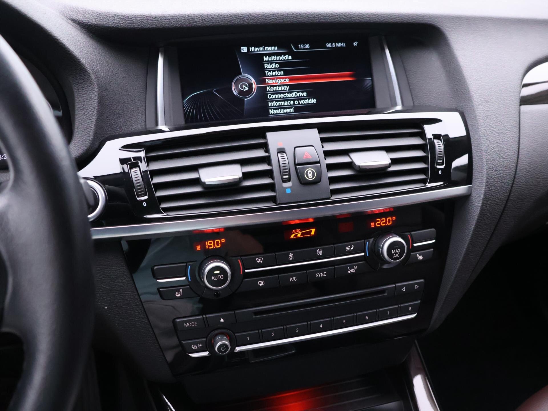 BMW X4 SUV 2,0 l 140 kw