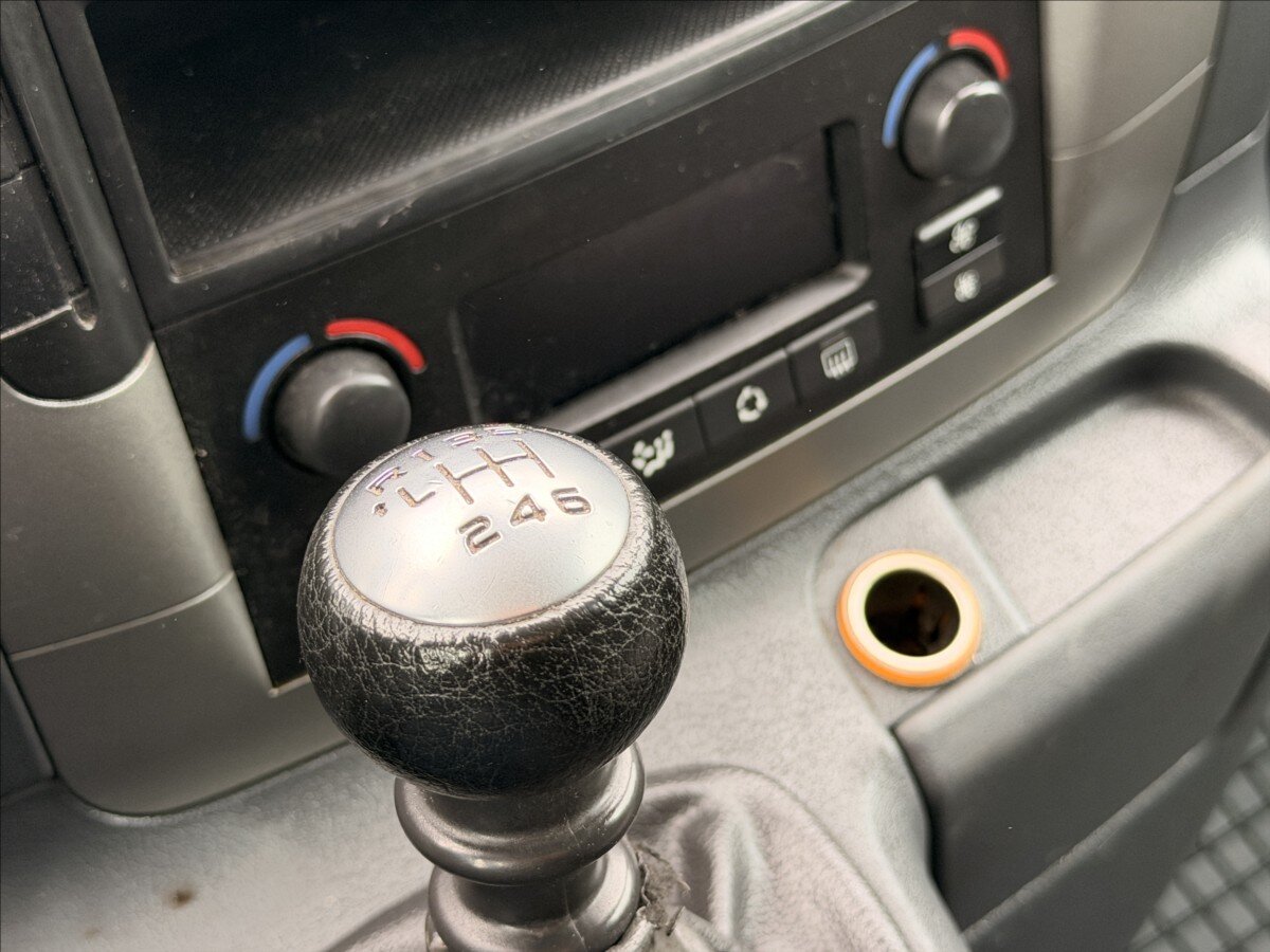 Peugeot Expert Tepee MPV 2,0 l 120 kw